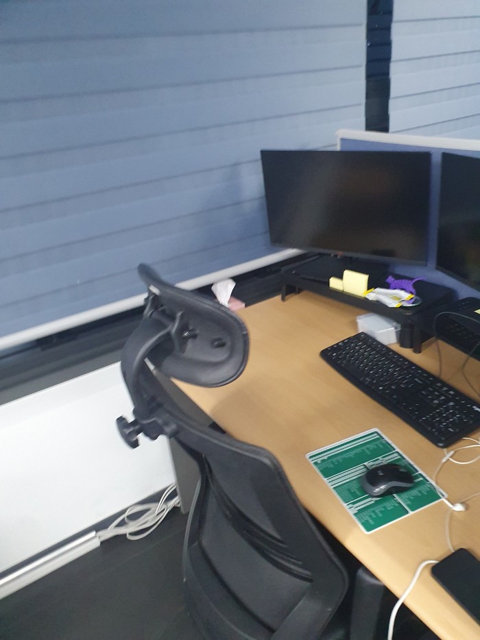 아산 사무실청소 책상