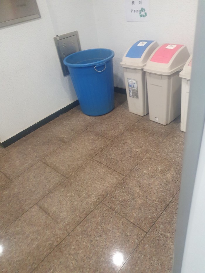 판교 사무실청소 탕비실