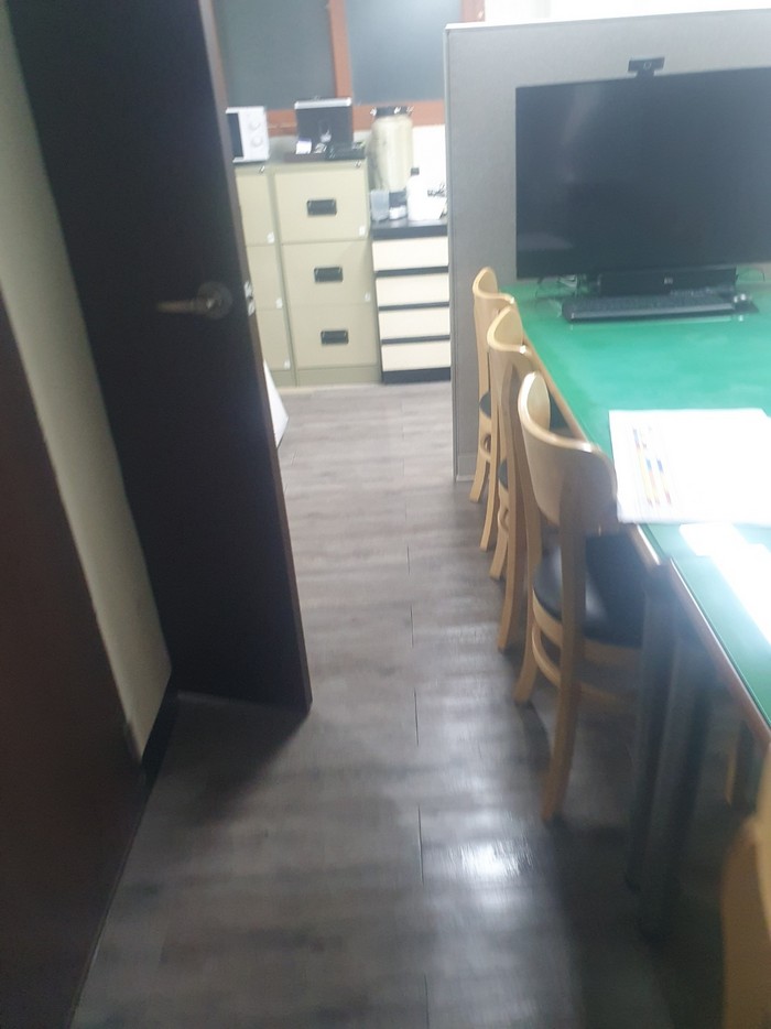 장안동 사무실청소 사무실내부