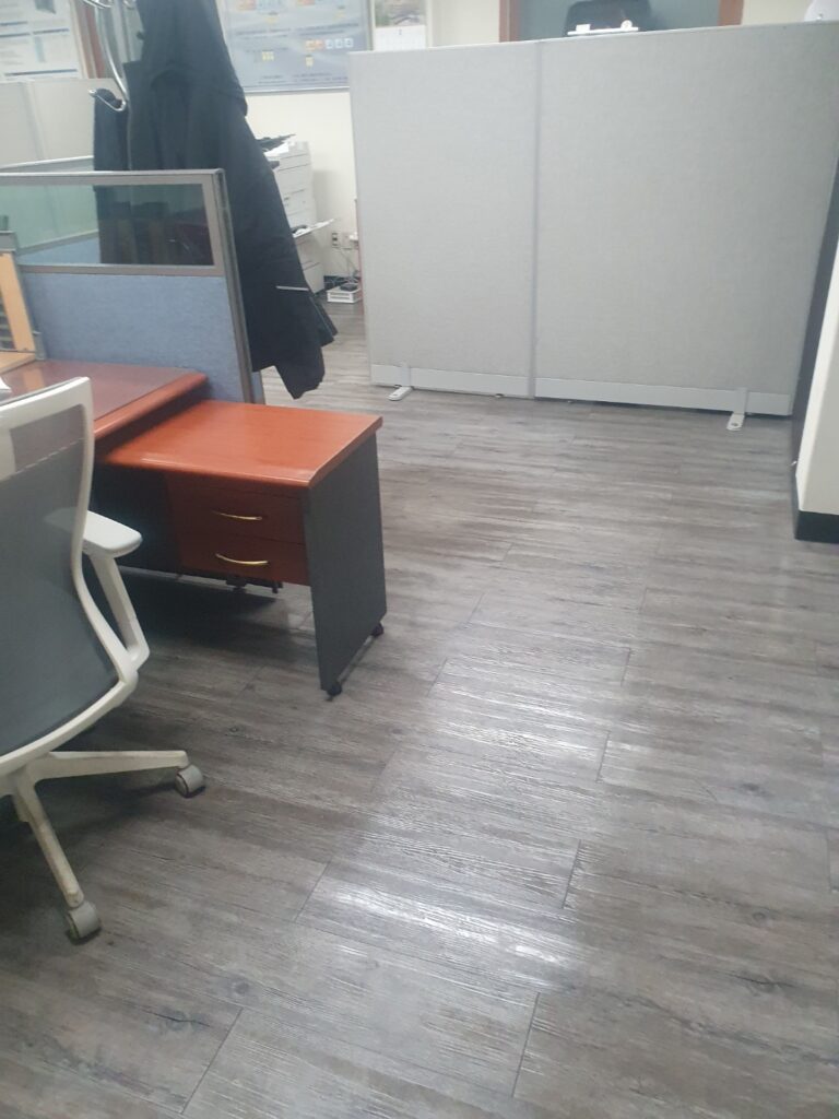 군포 사무실청소 사무실내부