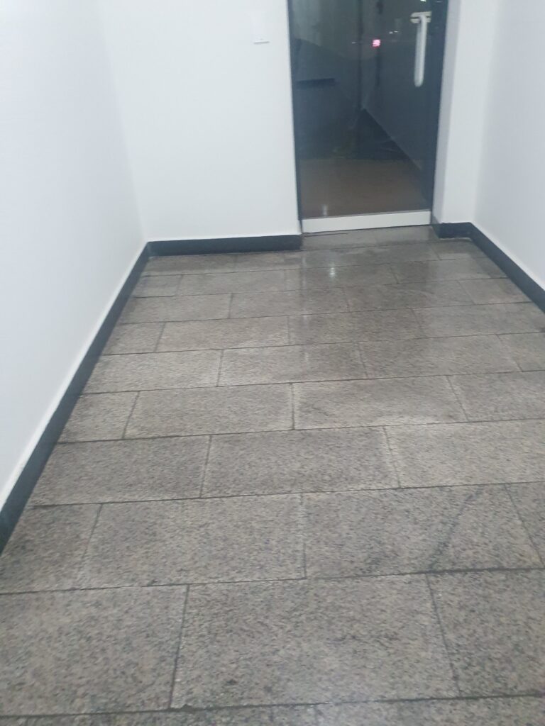 여주 사무실청소 바닥