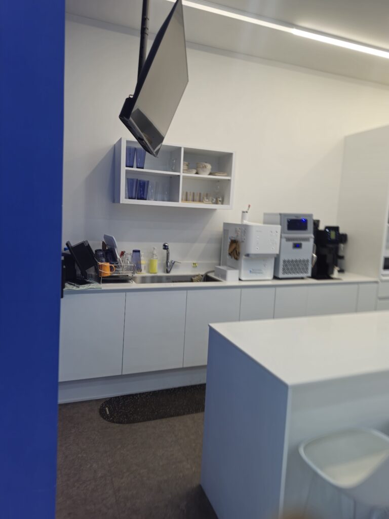 논현 사무실청소 탕비실