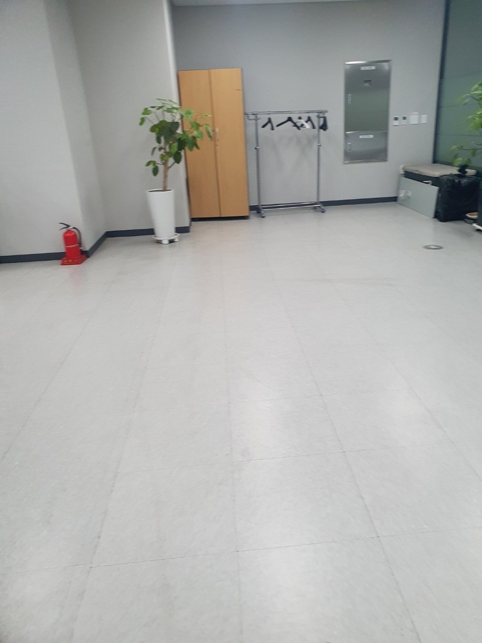 고양 사무실청소 바닥