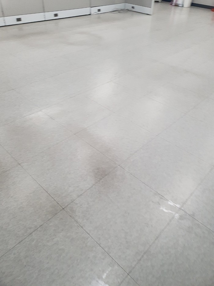 용인 사무실청소 바닥
