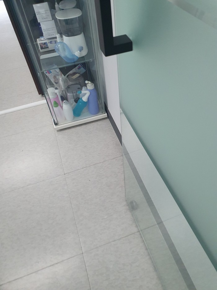 청주 사무실청소 유리창