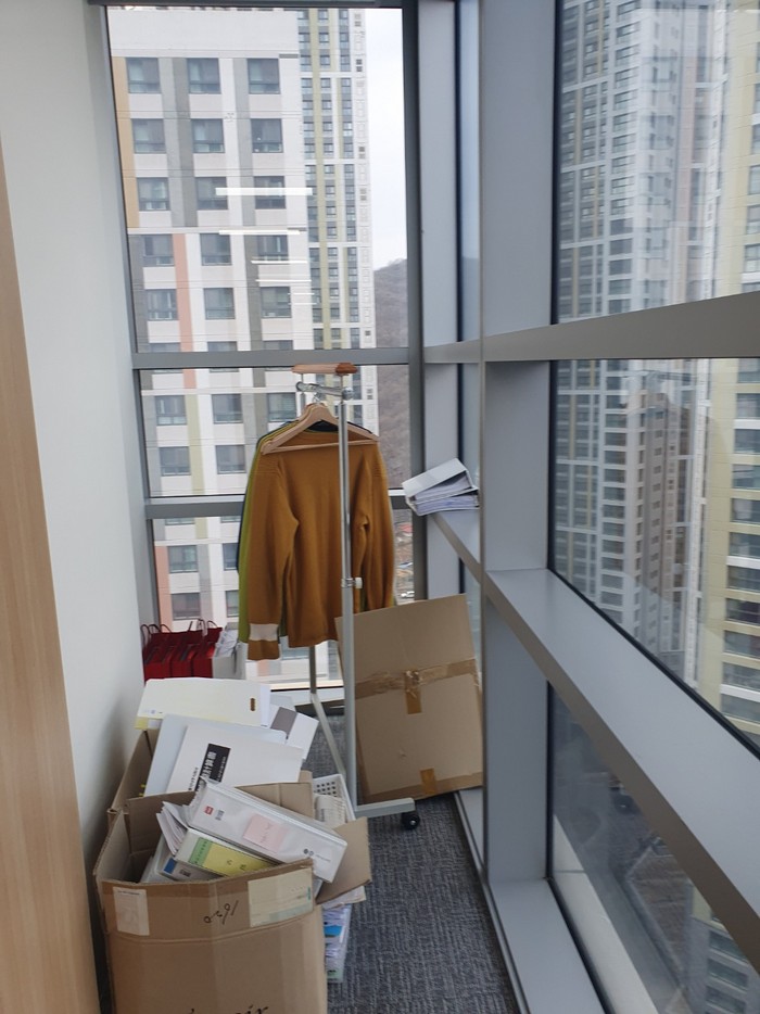 서초 사무실청소 유리창