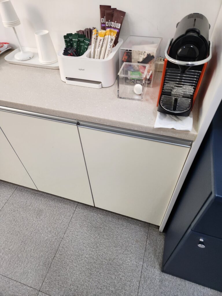 교대 사무실청소 탕비실