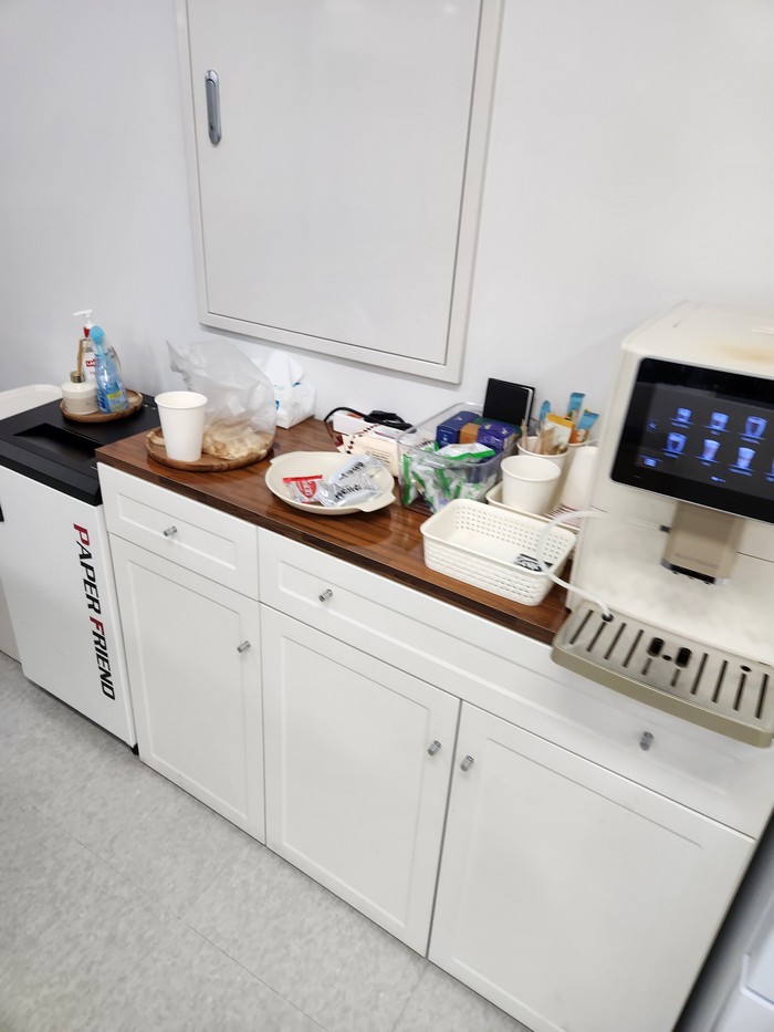 판교 사무실청소 탕비실