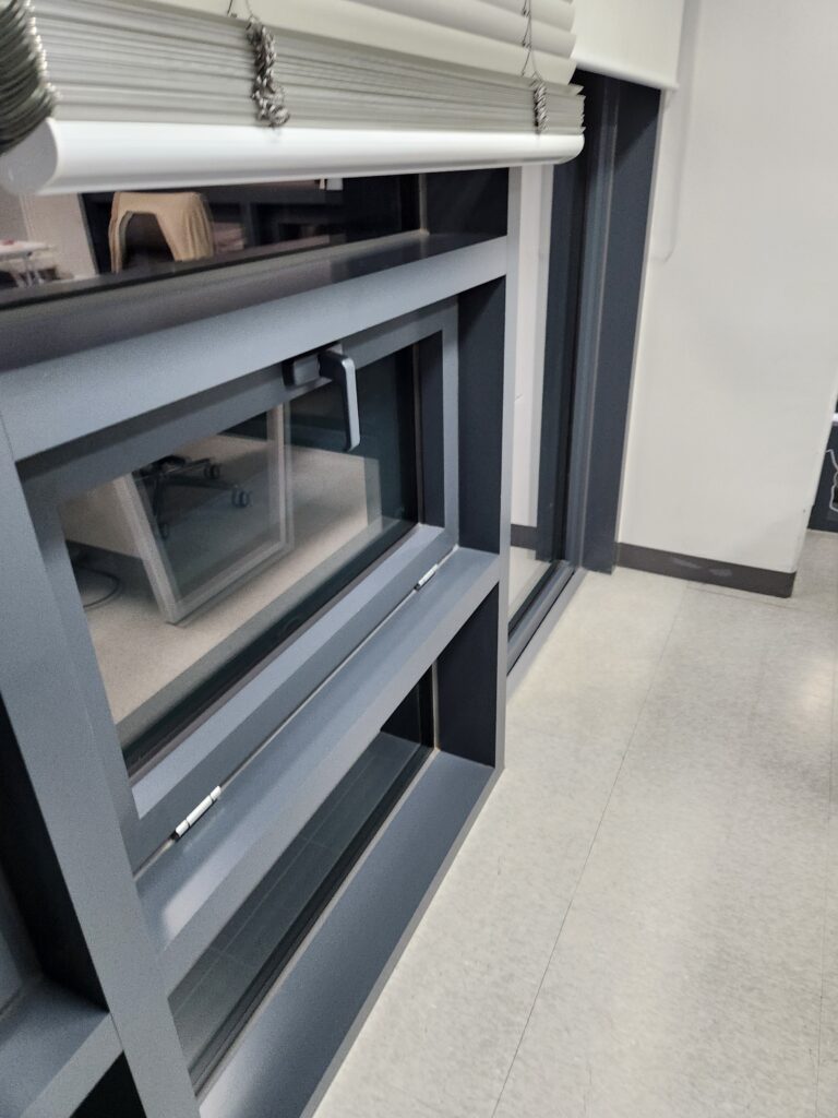 청주 사무실청소 유리창