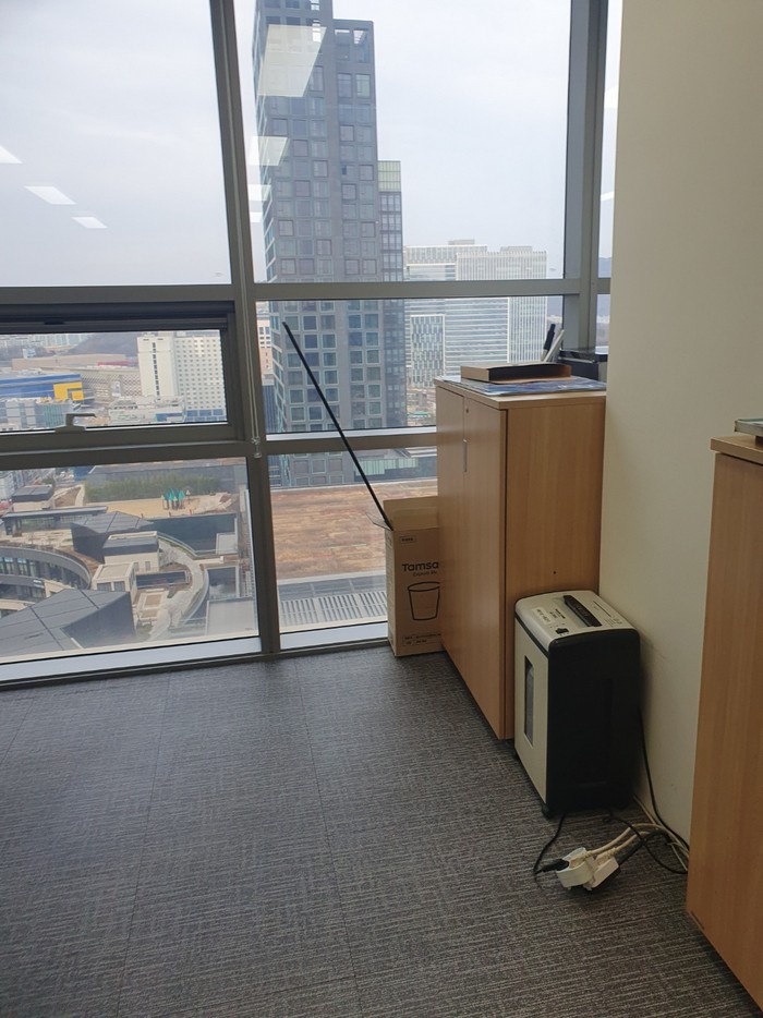 목동 사무실청소 유리창