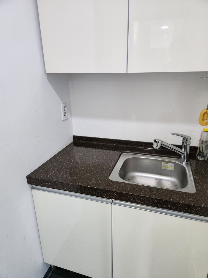 천호 사무실청소 탕비실