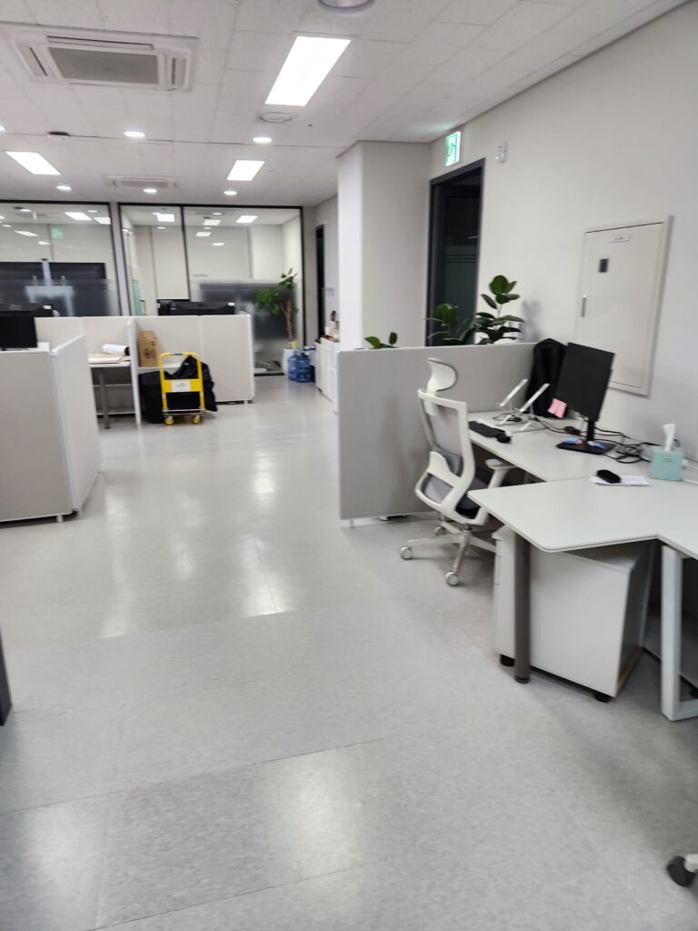 목동 사무실청소 바닥