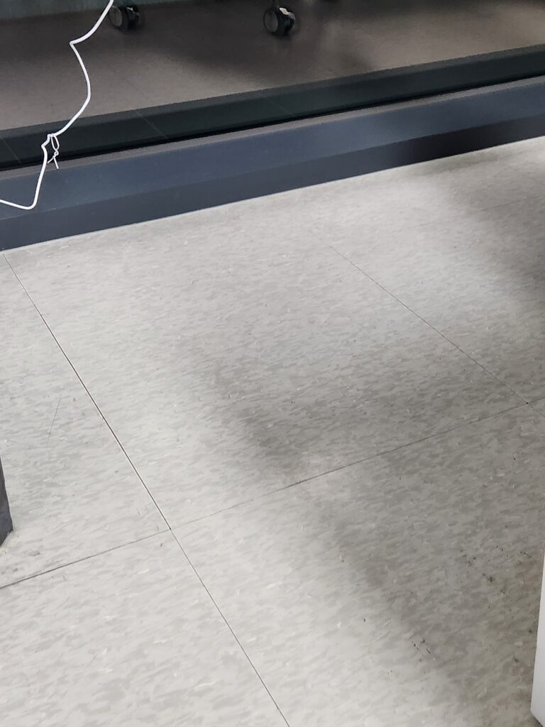 창원 사무실청소 바닥